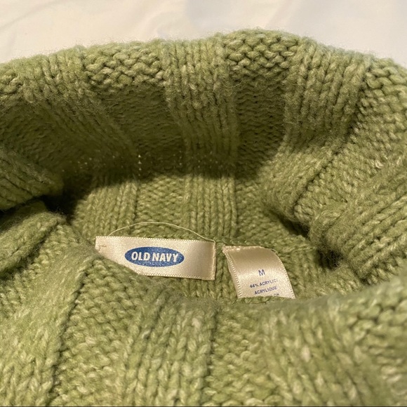 cropped sage green turtleneck - Picture 4 of 4